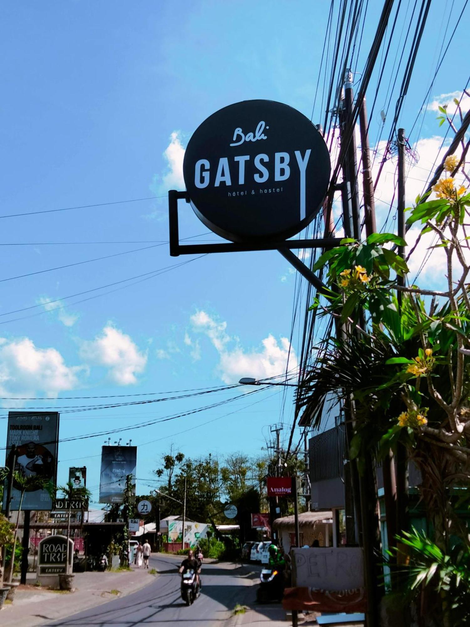 Gatsby Hotel Hostel Uluwatu Esterno foto